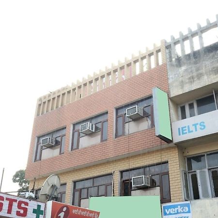 The Kings Residency Hotel Mohali Екстериор снимка